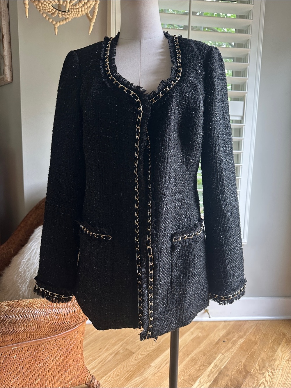 BOSTON PROPER BLACK TWEED BLAZER JACKET GOLD CHAIN 12 EXCELLENT